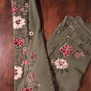 Sundance Driftwood women’s green jeans with embroidery.